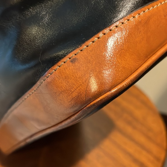 Dooney & Bourke Satchel Smooth leather Black/ brown dome top excellent cond. - Picture 14 of 17